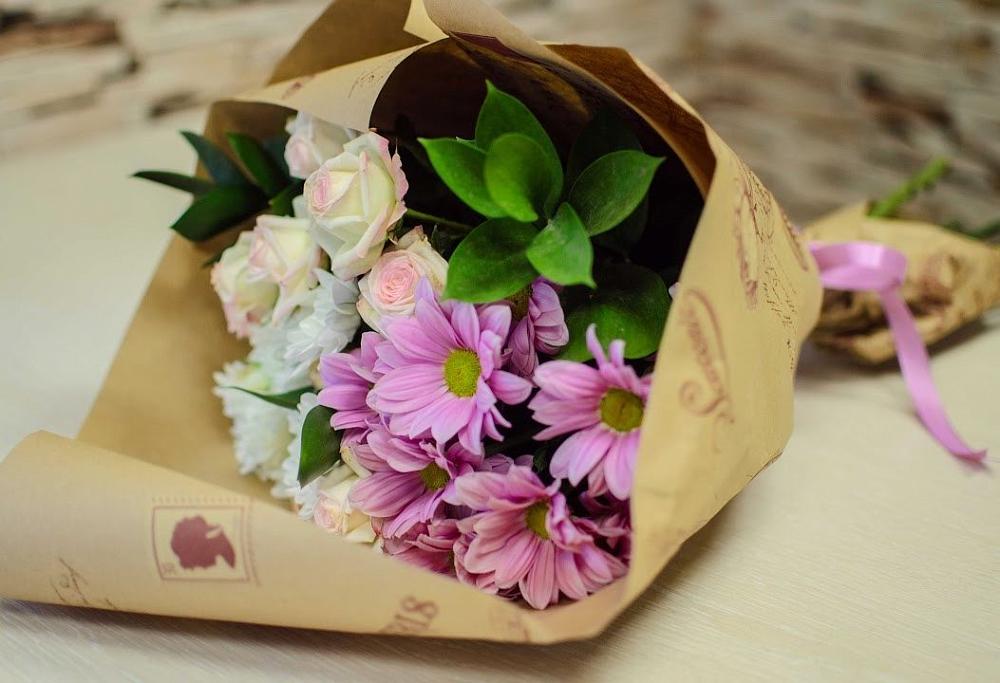 Букет цветов из: Розы и Хризантемы в Чонтауле