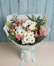Букет цветов из:  Розы, Лизиантусы и Хризантемы #REPLACE_PRED# Чонтауле