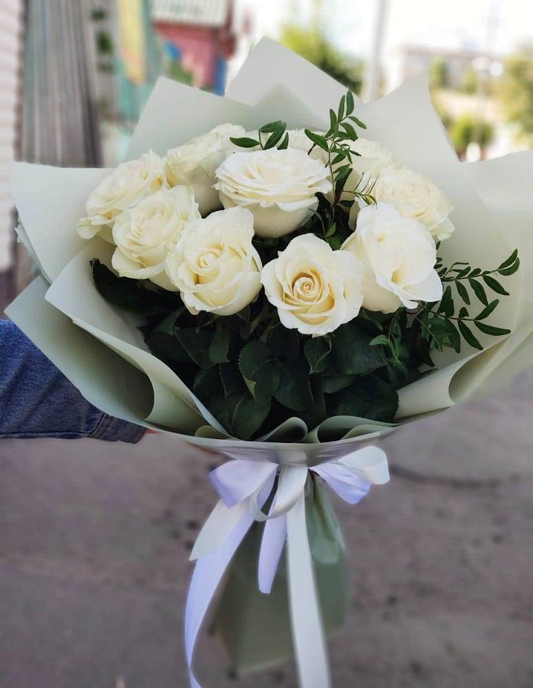 Букет Белые розы Проуд в Чонтауле