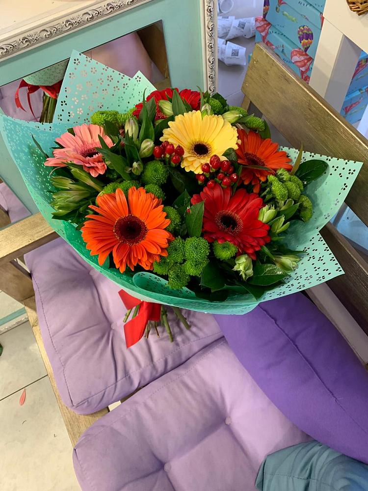 Букет цветов из: Герберы, Хризантемы и Альстромерии в Чонтауле