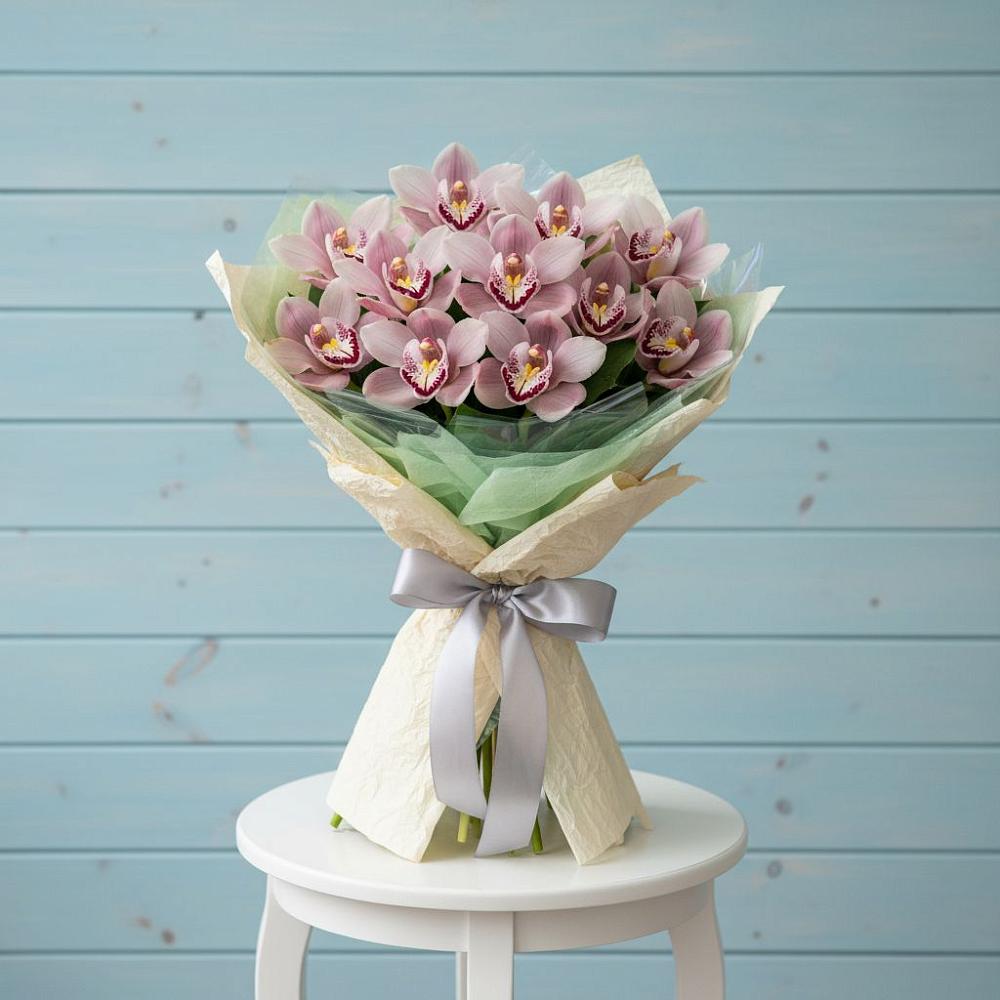 Букет цветов из: Орхидеи и Розы в Чонтауле