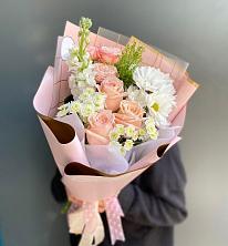 Букет цветов из:  Хризантемы и Розы в Чонтауле