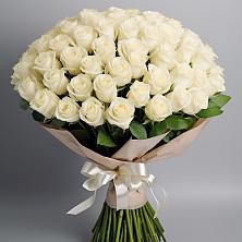 Букет 101 беля роза Белоснежка в Чонтауле