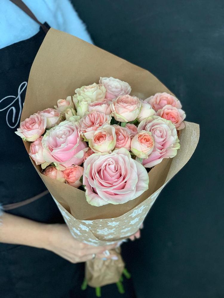 Букет цветов из: Хризантемы и Розы в Чонтауле