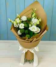 Букет цветов из:  Хризантемы и Лизиантусы в Чонтауле