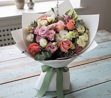 Букет цветов из:  Розы, Лизиантусы и Гвоздики в Чонтауле