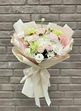 Букет цветов из:  Гвоздики, Розы, Лизиантусы и Хризантемы в Чонтауле