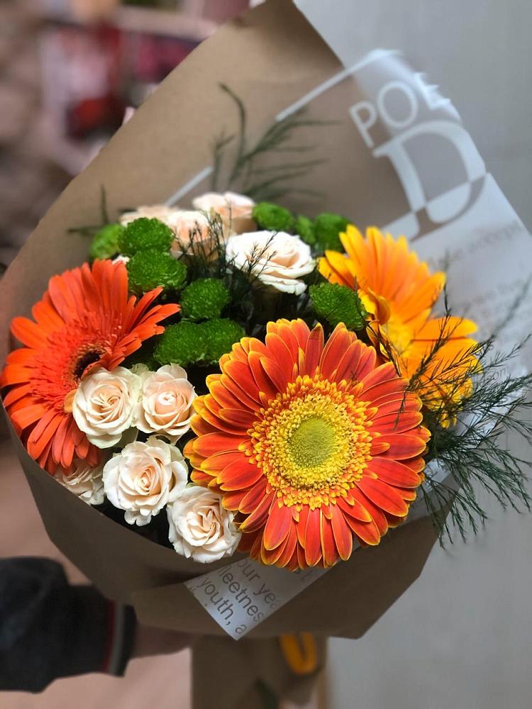 Букет цветов из: Герберы, Хризантемы и Розы в Чонтауле