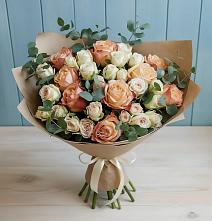 Букет цветов из:  Альстромерии и Розы в Чонтауле
